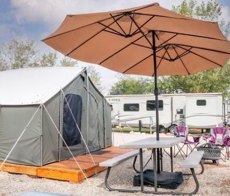 FunStays Glamping Setup Tent in RV Park #4 OK-T4 Moab Exterior foto